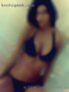 Active cali women couple looking for long.