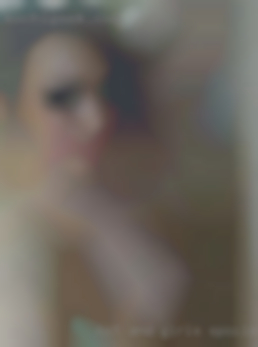 Hot and girls spoiled girl here horny hello guys in Venice.