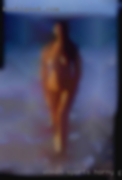 Women sports horny girls pussy exposed in Far Rockaway.